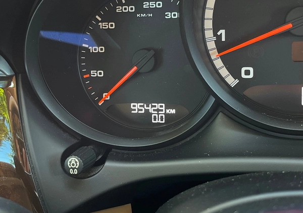 Porsche Macan cena 149900 przebieg: 95429, rok produkcji 2014 z Katowice małe 596